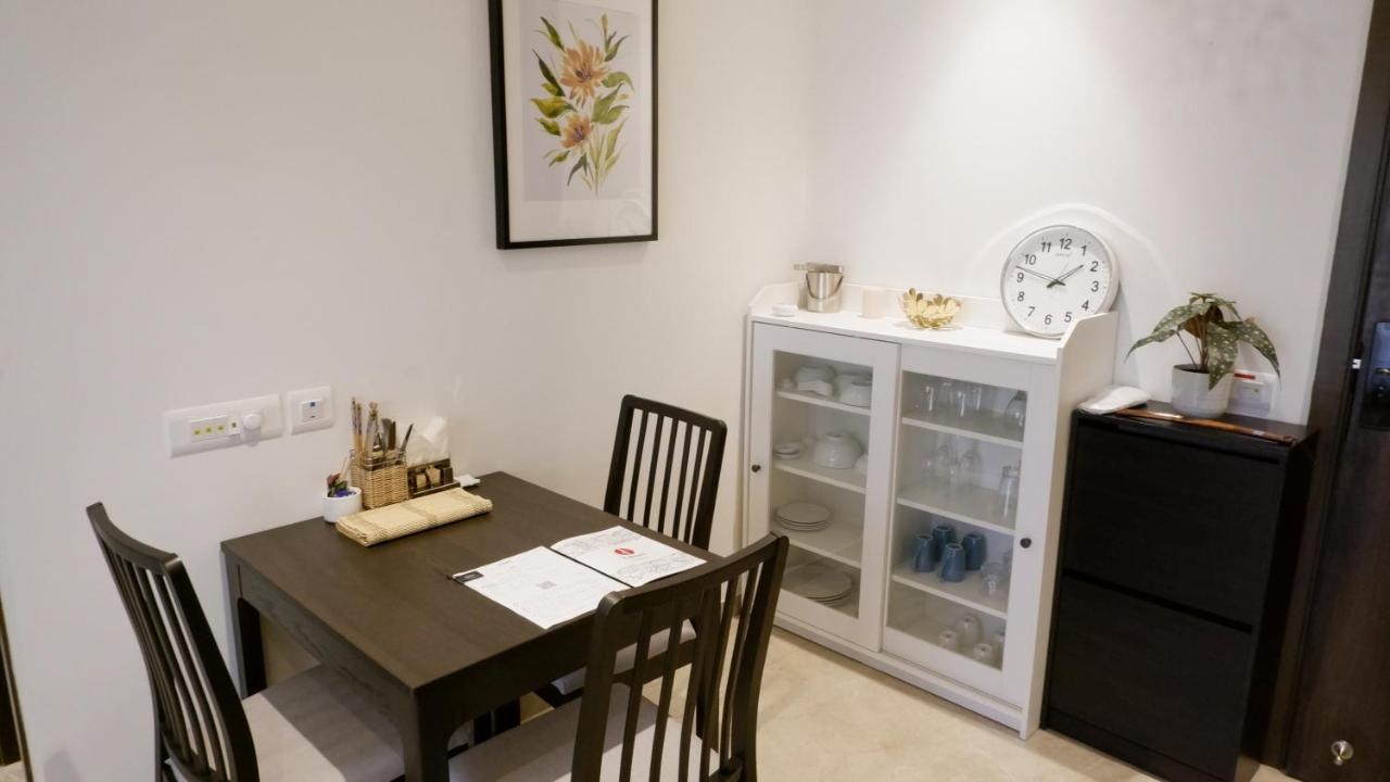 Relohomes Serviced Apartment มุมไบ ภายนอก รูปภาพ